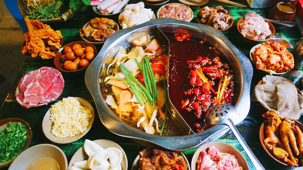 Lẩu Tứ Xuyên – Hương Vị "Mala" Đậm Đà Khó Quên