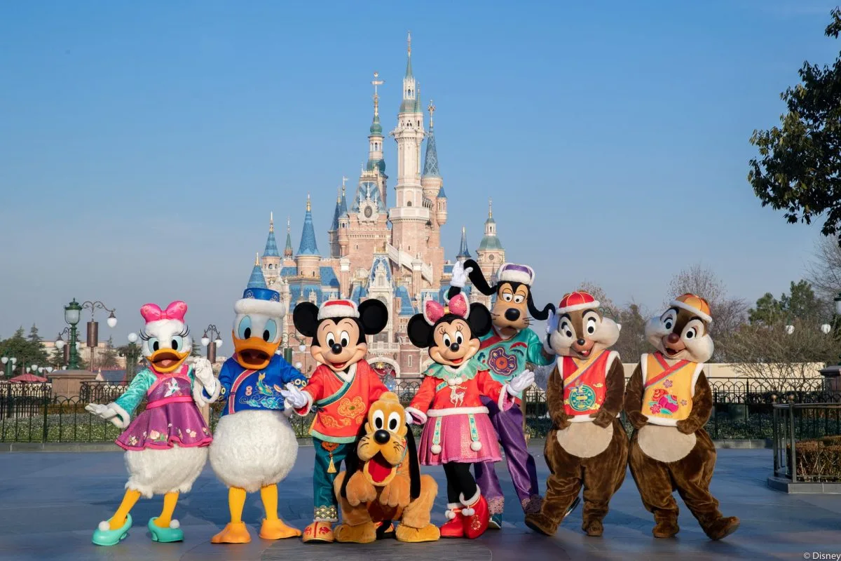 DISNEYLAND THƯỢNG HẢI - THIÊN ĐƯỜNG GIẢI TRÍ KHIẾN GEN Z MÊ MẨN TỪ CÁI NHÌN ĐẦU TIÊN