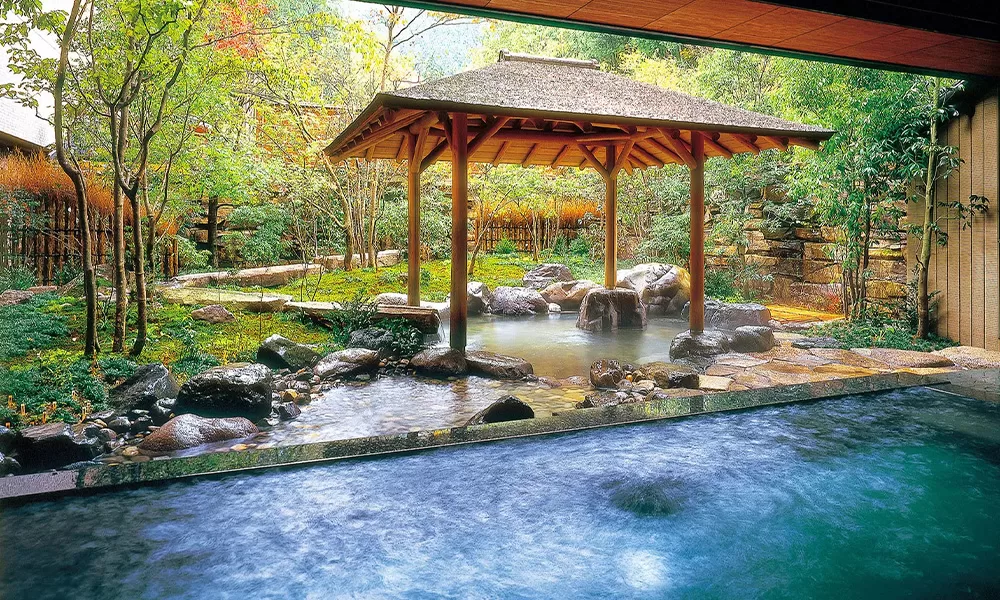 Tắm onsen tại Phú Sĩ – Thư giãn giữa thiên nhiên Nhật Bản